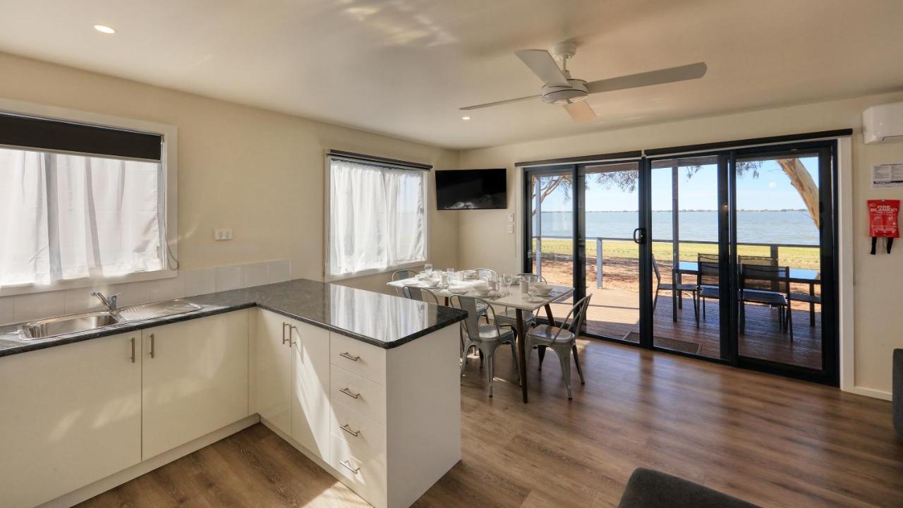 Lake Boga Caravan Park المظهر الخارجي الصورة